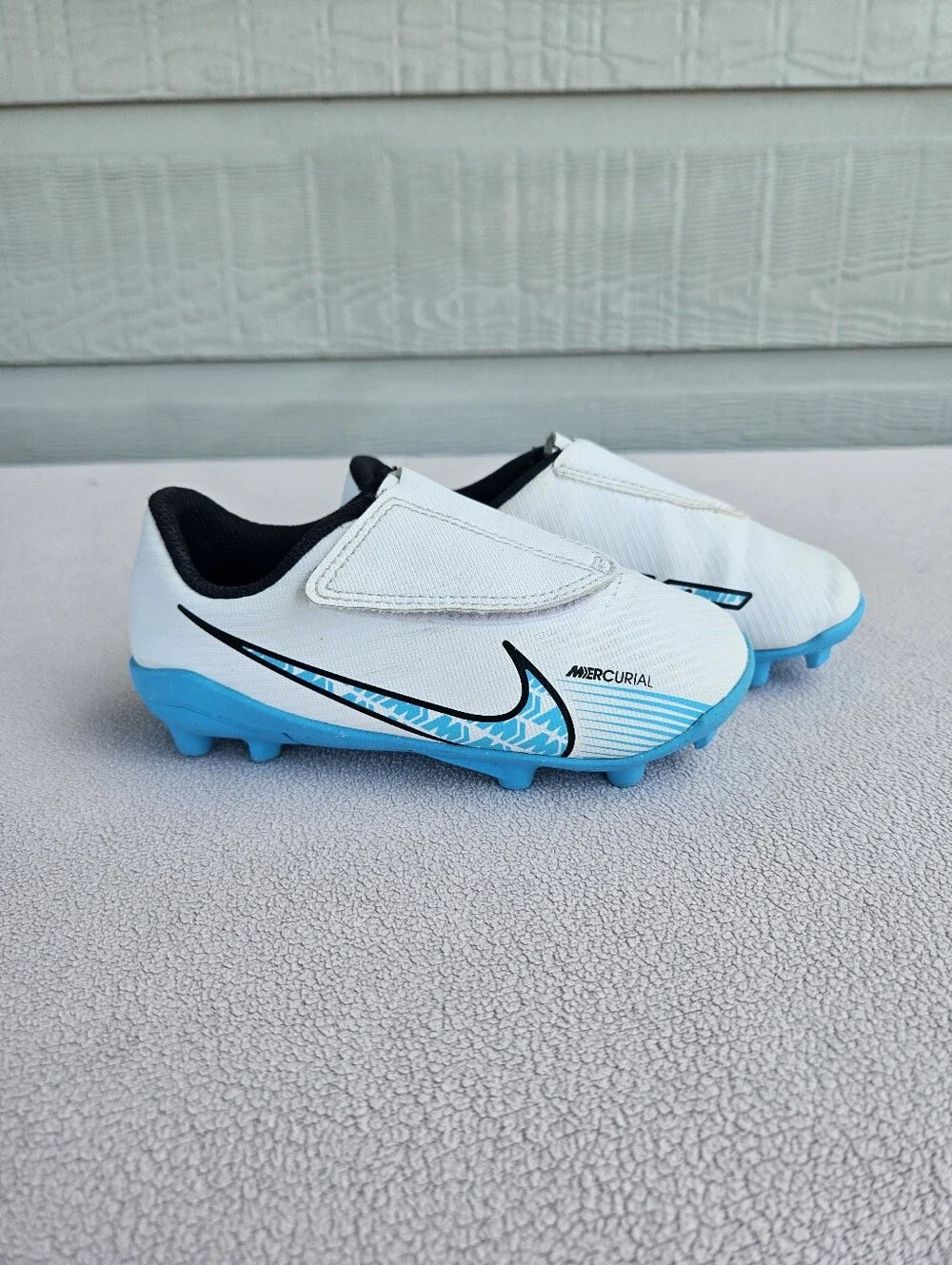 Nike Jr. Mercurial Vapor 15 Club MG Soccer Cleats SZ 10C White Blue DJ5964-146